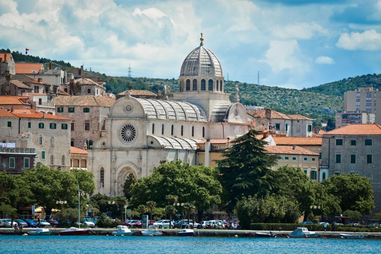 Apartments Samac Šibenik Buitenkant foto